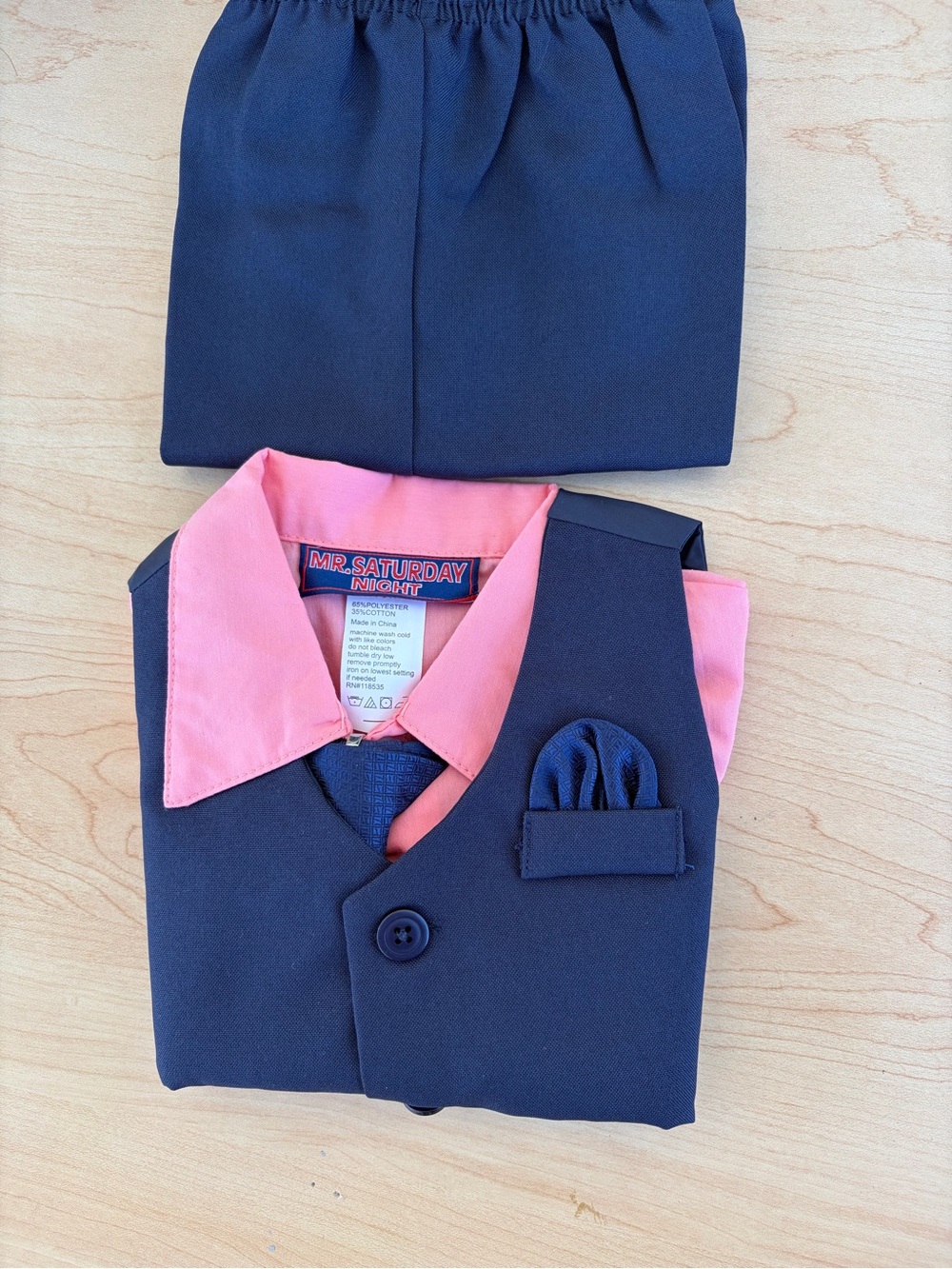 Mr. Saturday Boys Baby outfit set: shirt and pants
Size 18 Months - Picture 3 of 10